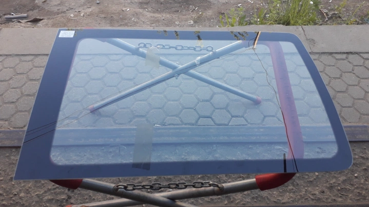 VOLKSWAGEN TRANSPORTER T5/MULTIVAN 2003- СТЕКЛО ЗАДНЕЙ ДВЕРИ НЕПОДВИЖНОЕ ЛЕВОЕ ЗЕЛЕНОЕ - SOLAR CONTROL