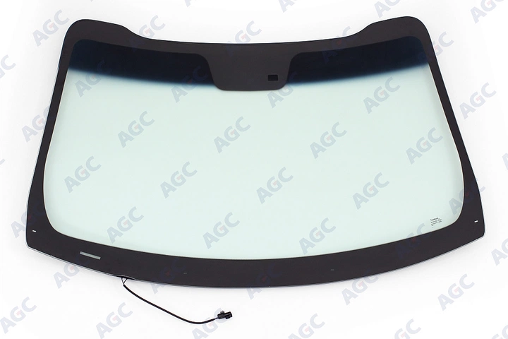 KIA SPORTAGE 2010-лобовое стекло, синяя с/з полоса, обогрев с/о, место под датчик дождя, Vin от XYG